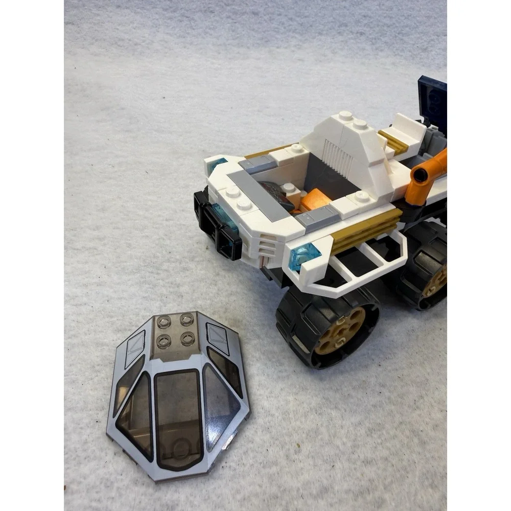 LEGO City 60225 Rover Testing Drive 100% Complete Retired Adult Display